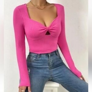 Women’s cut out long sleeve v-neck color vibrant pink NWT